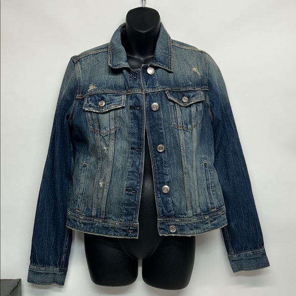 American Eagle Outfitters Jackets & Blazers - American Eagle Denim distressed, jean jacket size medium 100% cotton